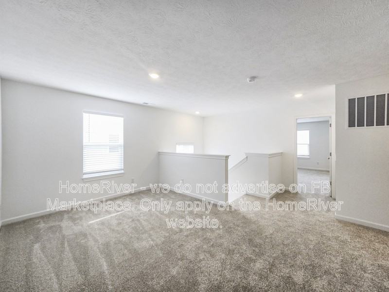 1088 Bevy Blvd - Photo 6 of 26