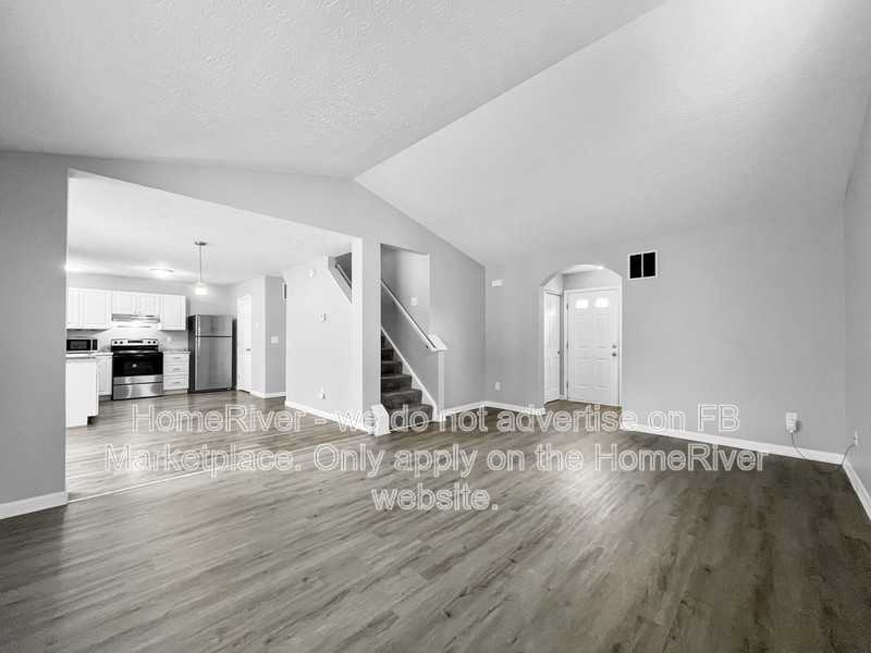 50 Amelia Park Dr - Photo 3 of 20