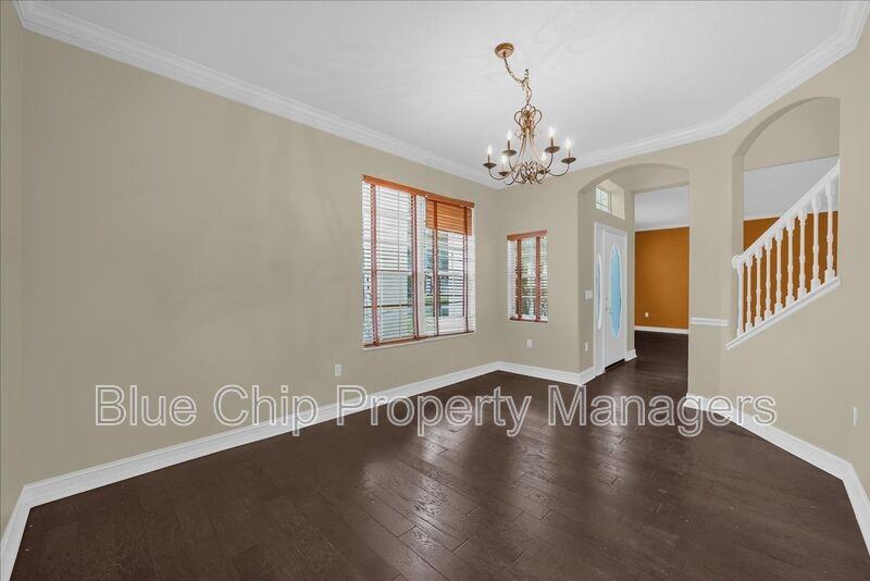 5864 Lake Melrose Dr - Photo 5 of 36