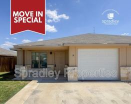 1009a Llano Court #Apt A - Photo 1 of 1