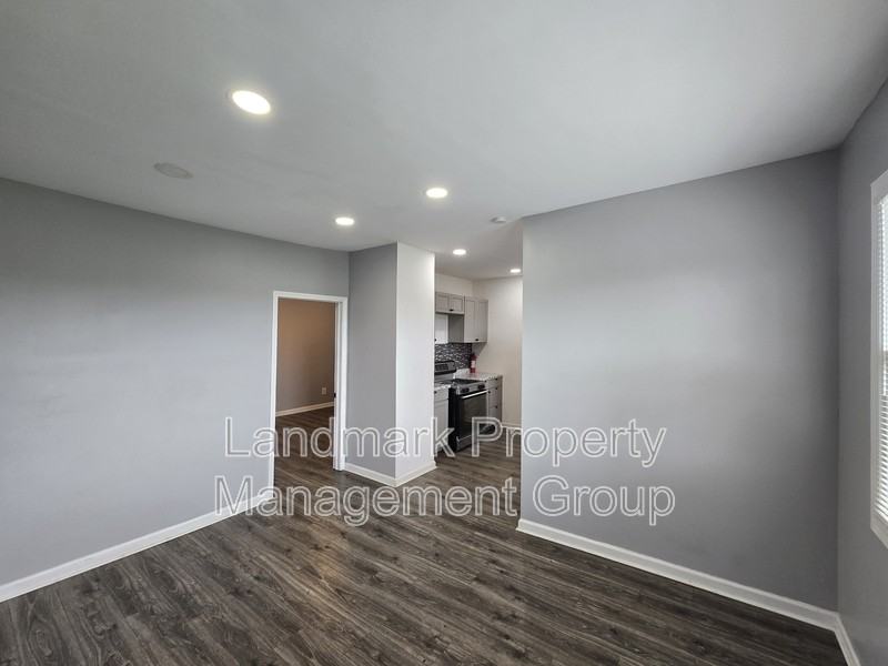 9340 Moffat Street - Photo 3 of 16