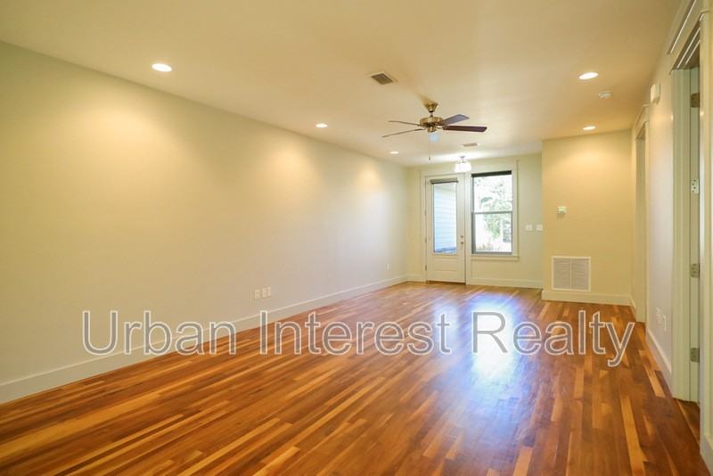 15 Palm St #B - Photo 3 of 22