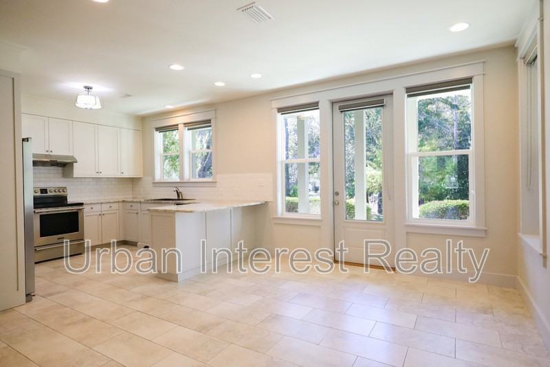 15 Palm St #B - Photo 4 of 22