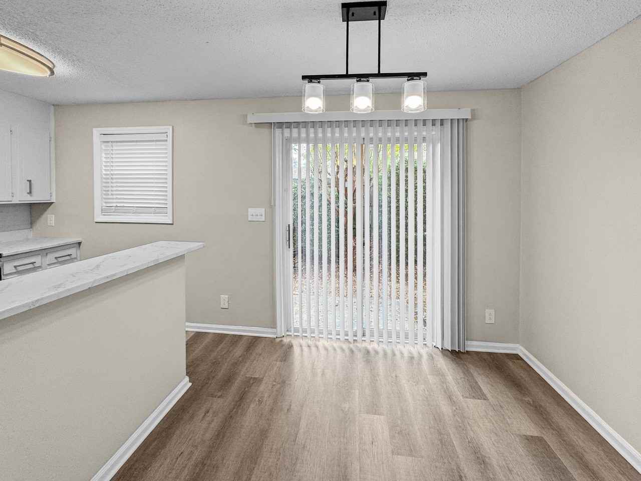 Kensington Townhomes - Photo 7 of 21