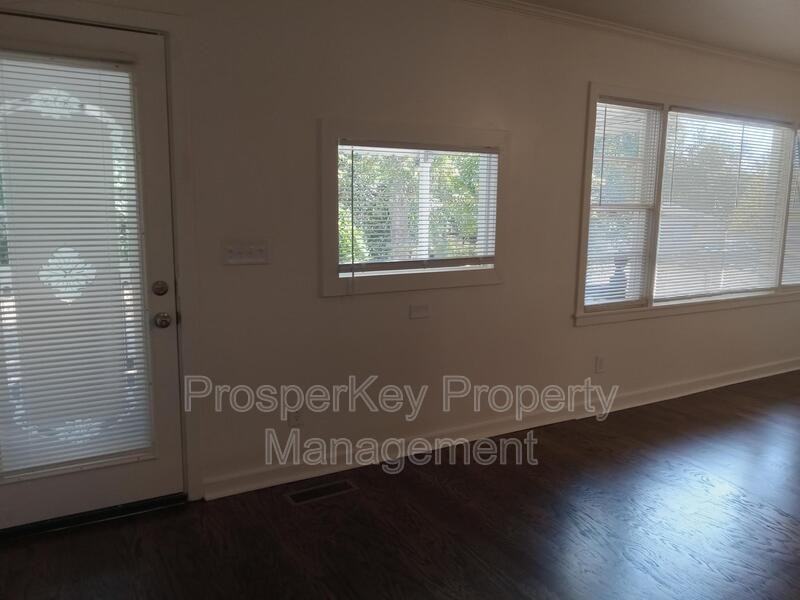 1820 18th Ave - Photo 4 of 19