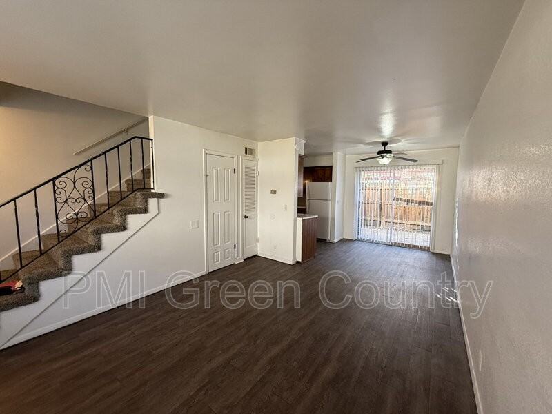 4704 S Darlington Ave #D7 - Photo 2 of 8