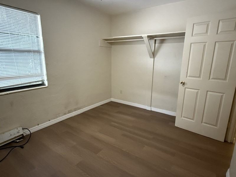 1020 Queen St N #1020A - Photo 7 of 30