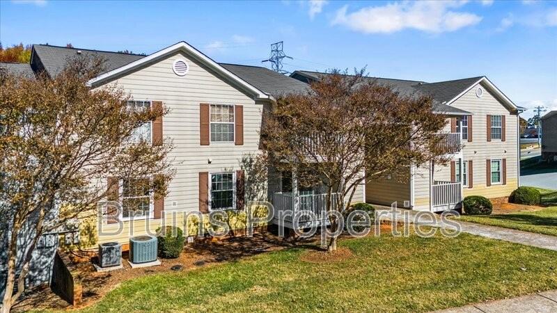 5521 Hornaday Rd - Photo 2 of 36