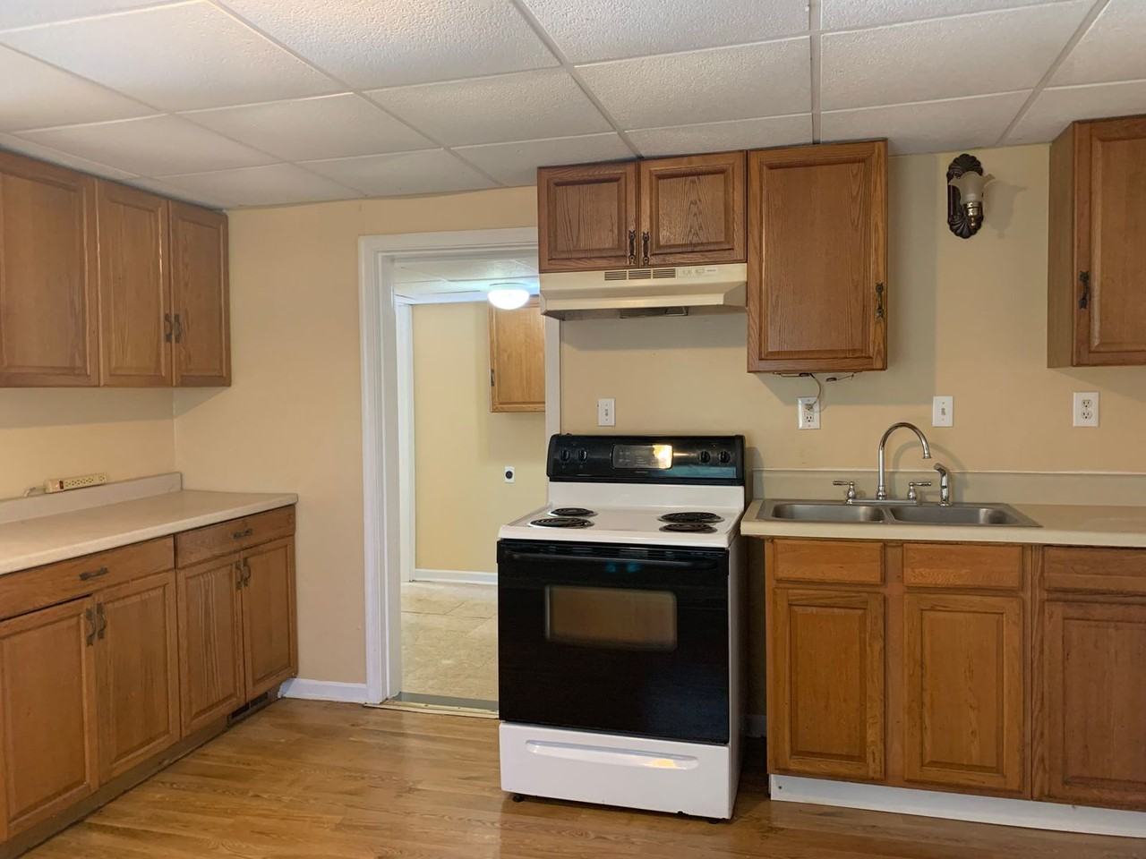 2341 Price St - Photo 4 of 13