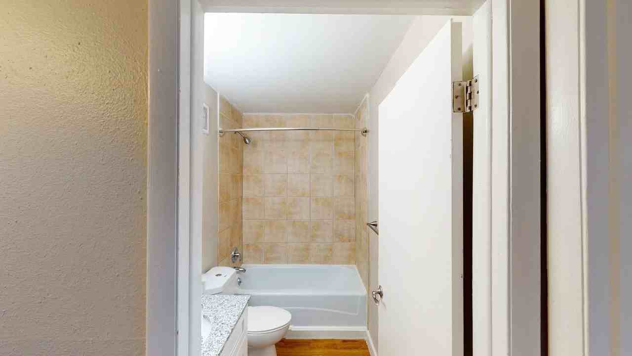 The Amber Apartments - Photo 6 of 21