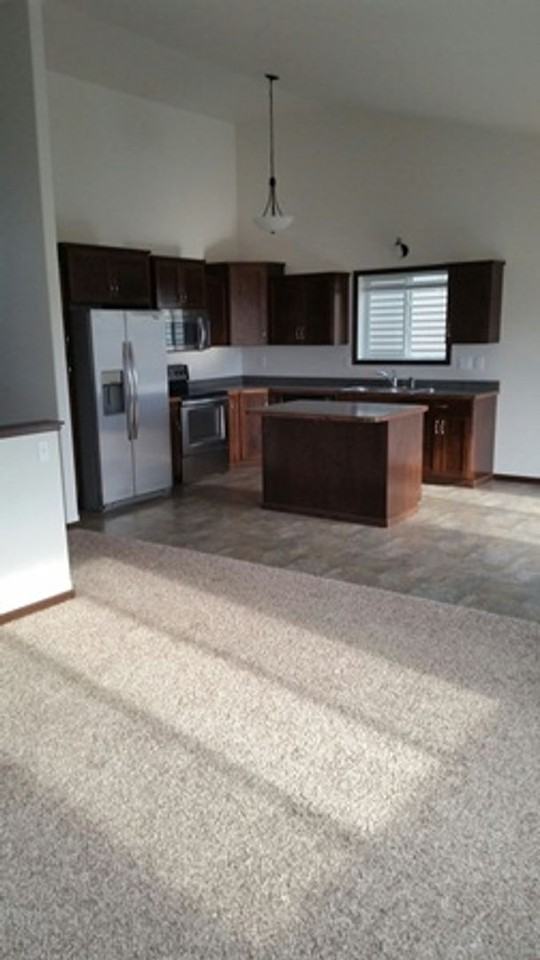 5659 61st St S - Photo 3 of 9