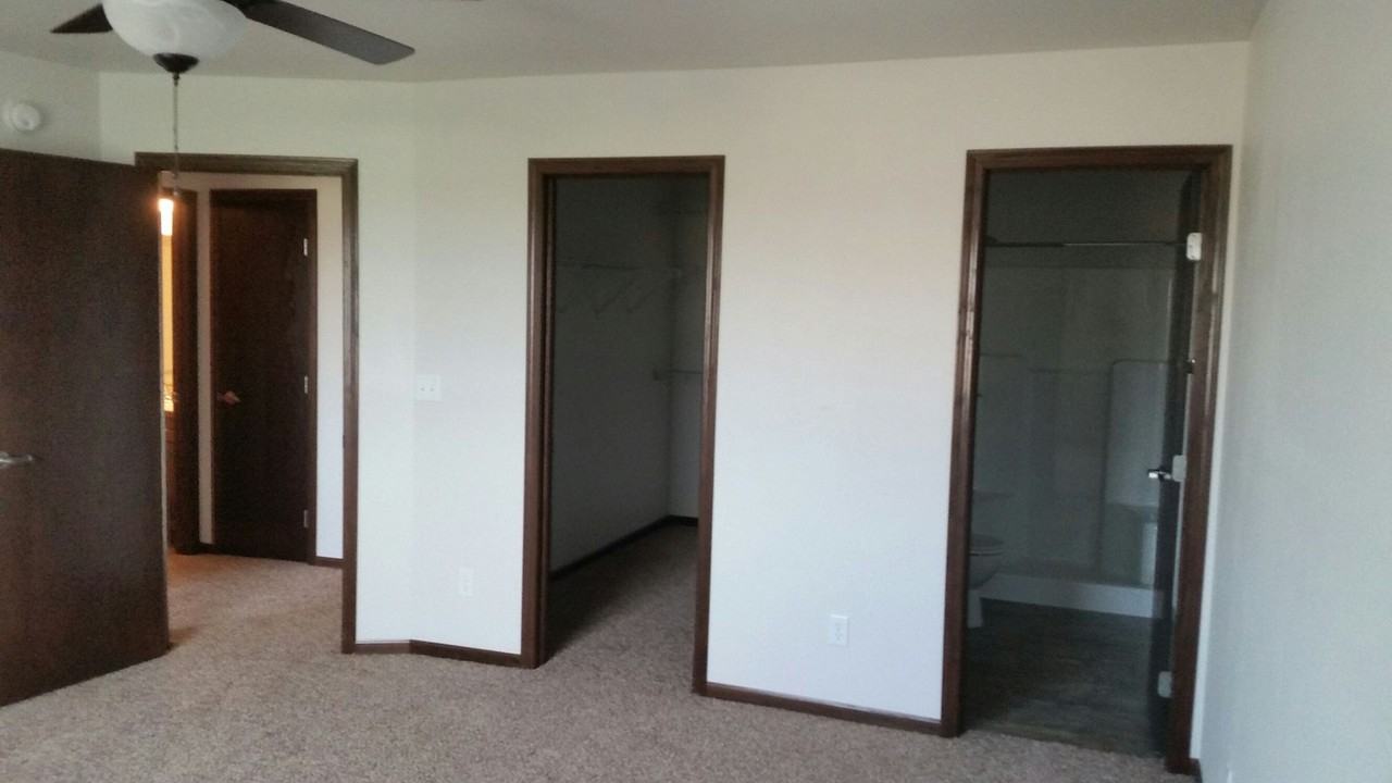 5659 61st St S - Photo 4 of 9