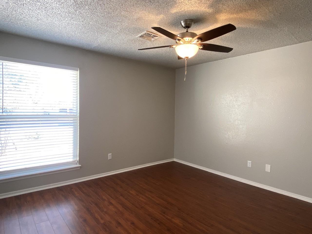 Paseo24 - Photo 6 of 20