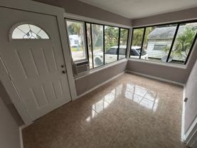 Cozy 3 bedroom, 1 bath for rent near downtown, pet friendly! - Photo 1 of 1