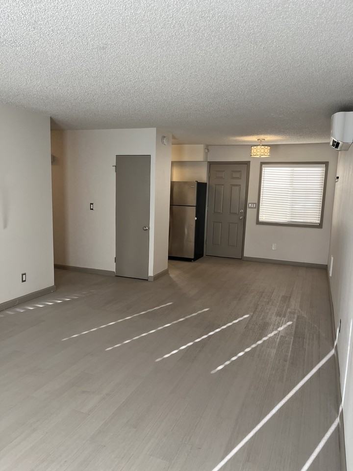 MTMP01: 1611 SE Reedway Street - Photo 2 of 21
