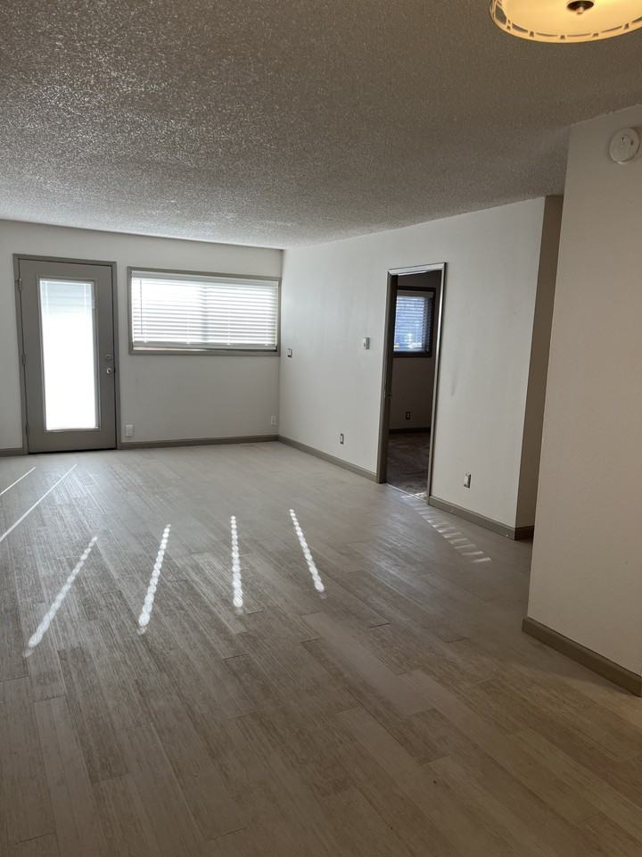 MTMP01: 1611 SE Reedway Street - Photo 4 of 21