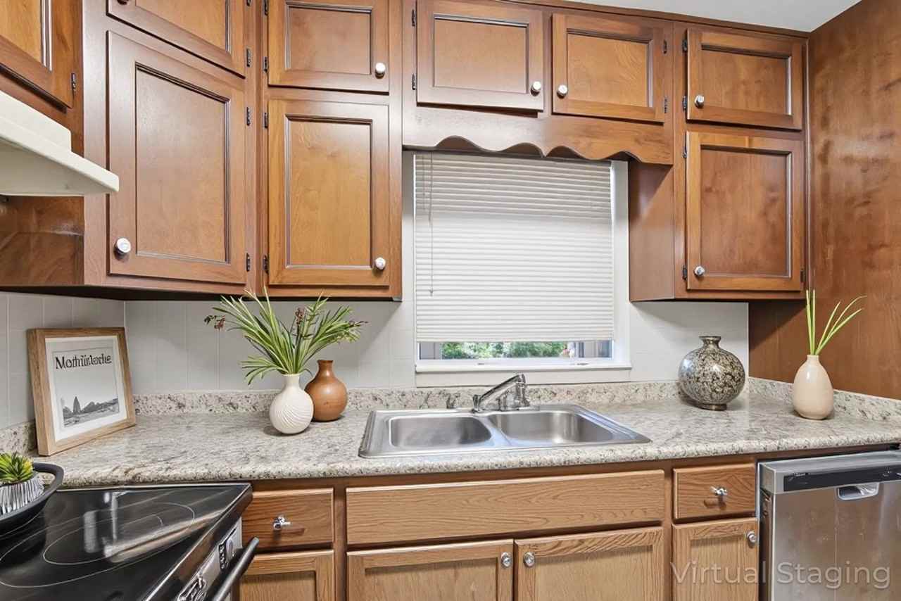 1904 Dahlia Dr - Photo 4 of 23