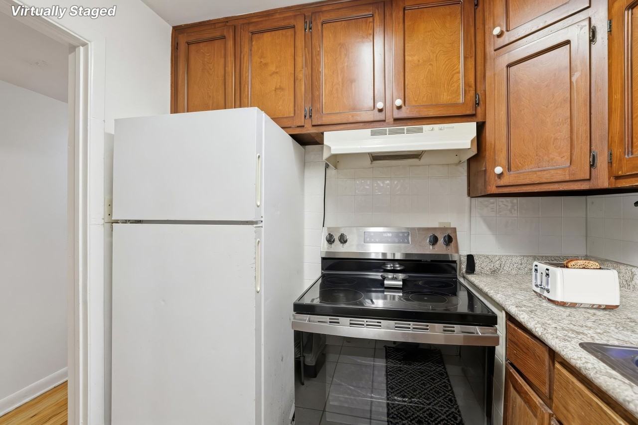 1904 Dahlia Dr - Photo 5 of 23