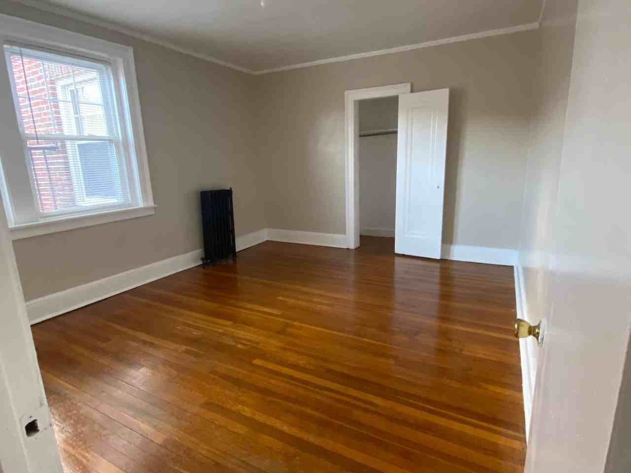 115-123 Pendleton St - Photo 3 of 8