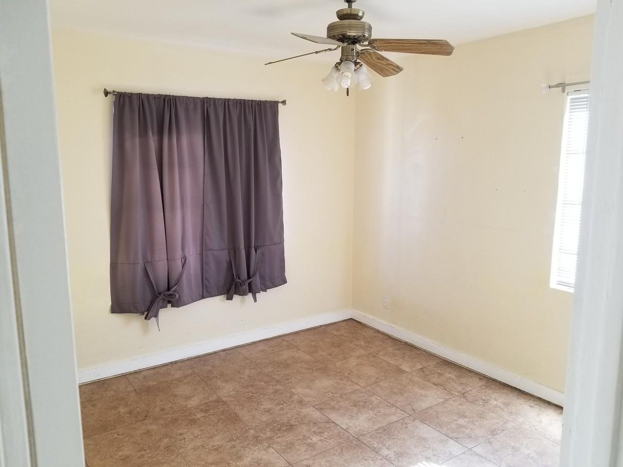 2307 North Treat Avenue - Photo 5 of 14