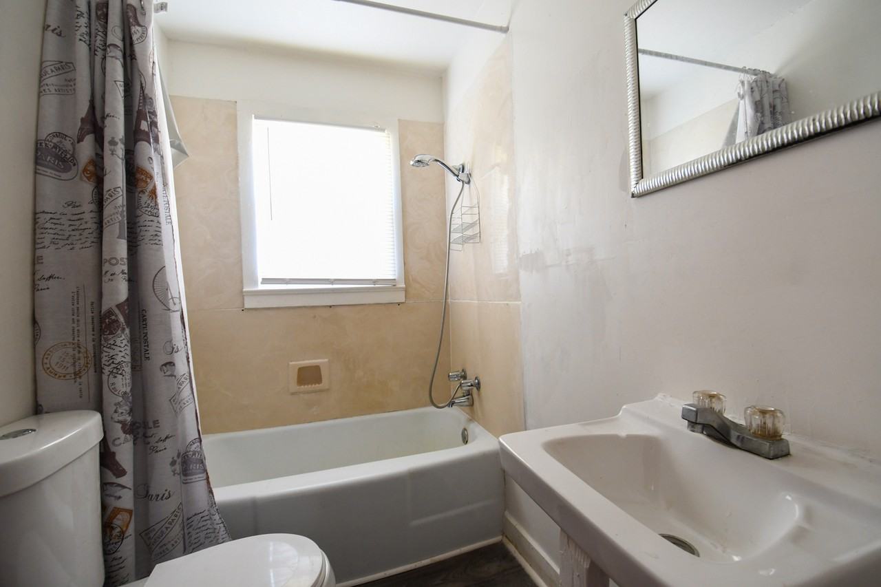 196 Louisiana Street - Photo 3 of 6