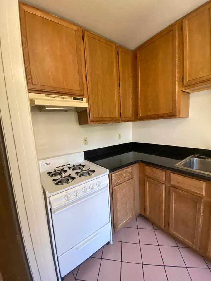 2218 Haste Street - Photo 5 of 25