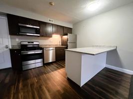 featured image of 879 -901 Bernon Street