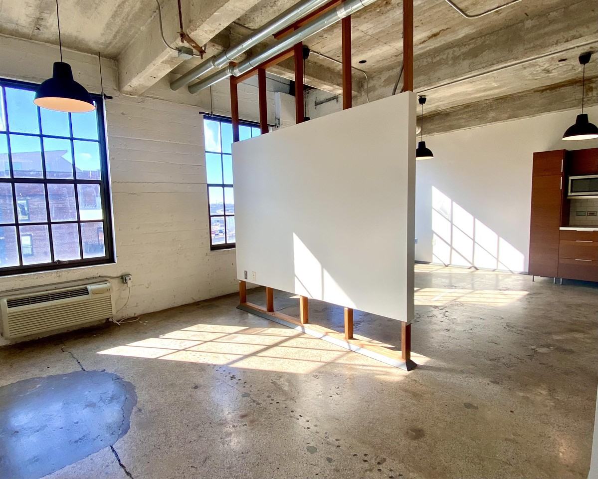 200 West Jackson Avenue - Photo 7 of 14