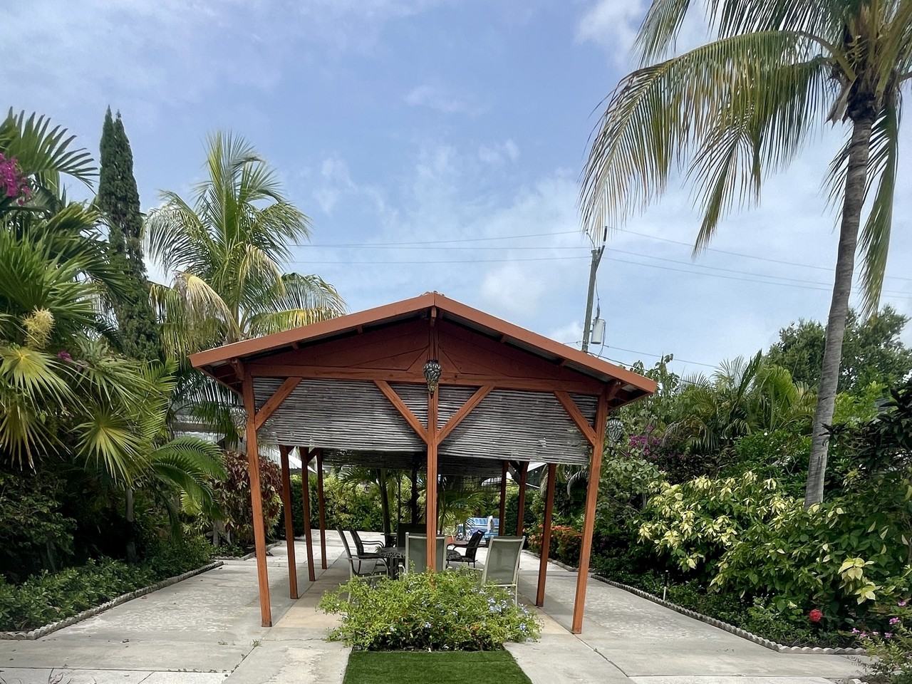 Wedgewood Apartments of Lake Worth - Photo 4 of 9