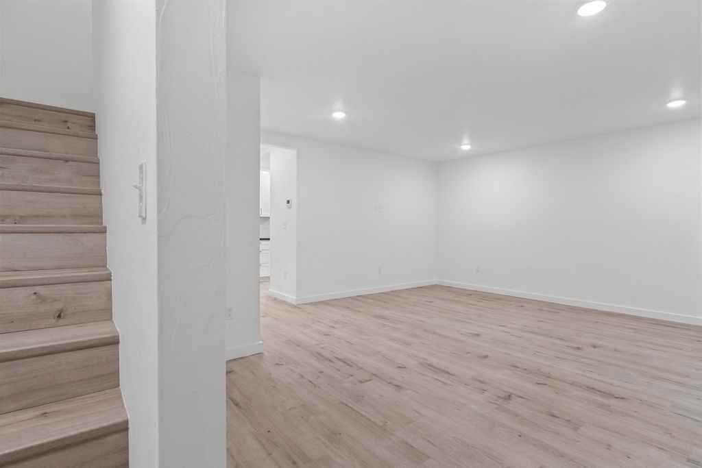 218 Reda Lane - Photo 2 of 28