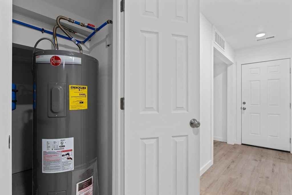 218 Reda Lane - Photo 5 of 28