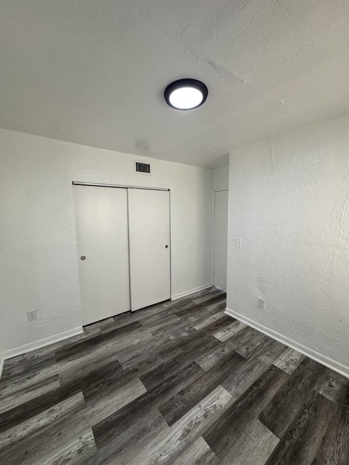 ROCKY APARTMENTS LLC - Photo 7 of 22