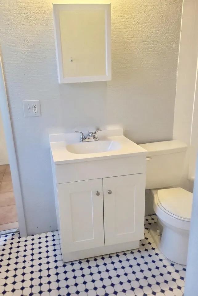 441 Vickers Street - Photo 7 of 8