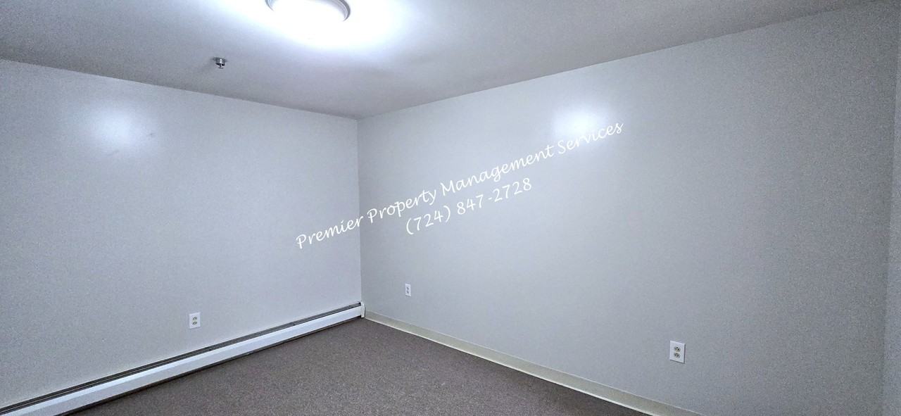 314 E Lincoln Ave (New Castle) - Photo 2 of 11