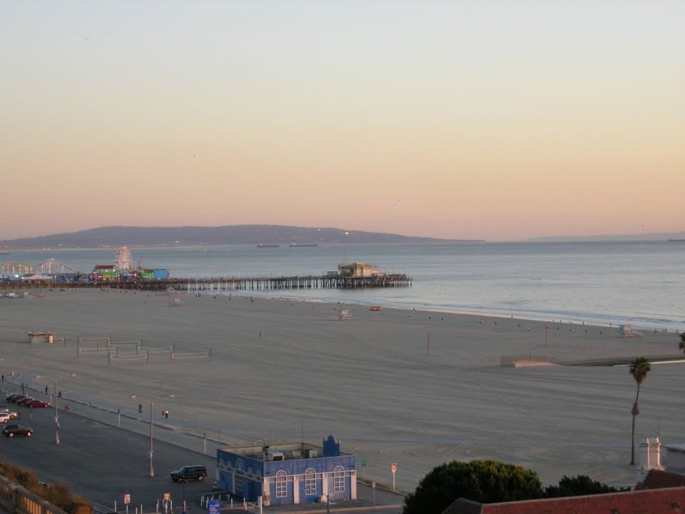 Avalon Apts of SM - Photo 3 of 19