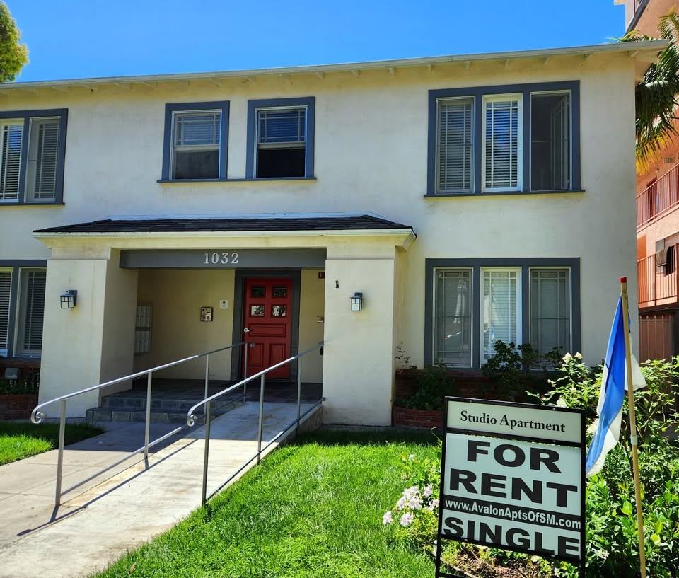 Avalon Apts of SM - Photo 4 of 19