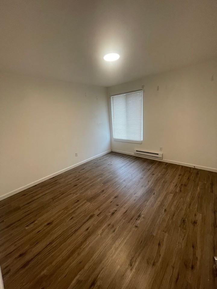 630 Kelly St #D - Photo 3 of 13