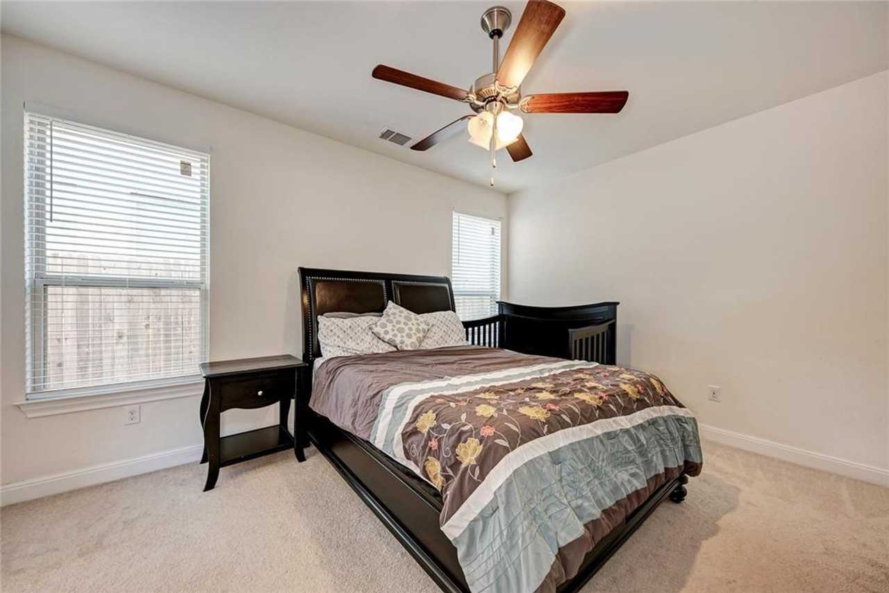 3240 East Whitestone Boulevard #44 - Photo 7 of 18