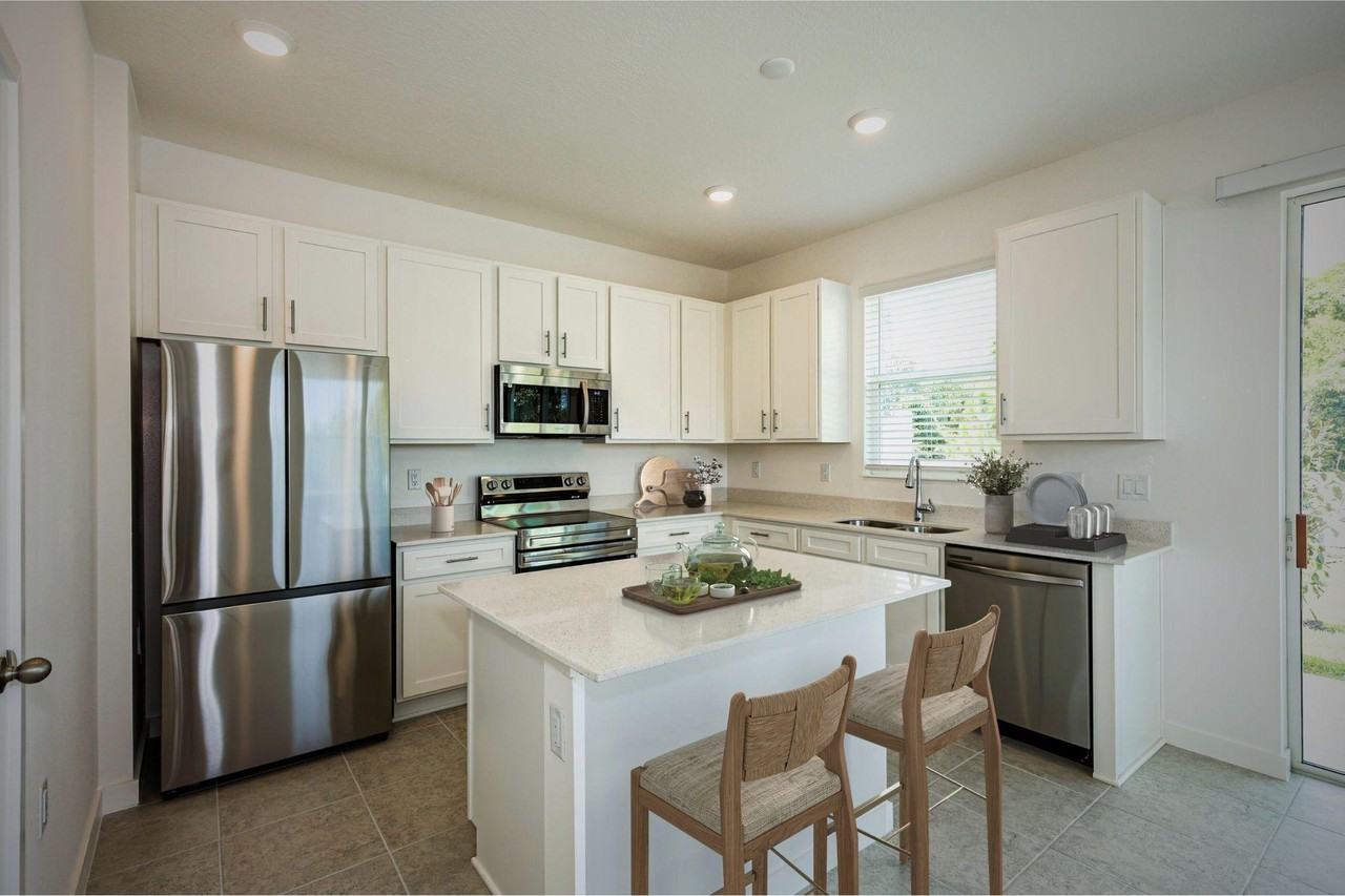 1517 Tristar Dr - Photo 2 of 30