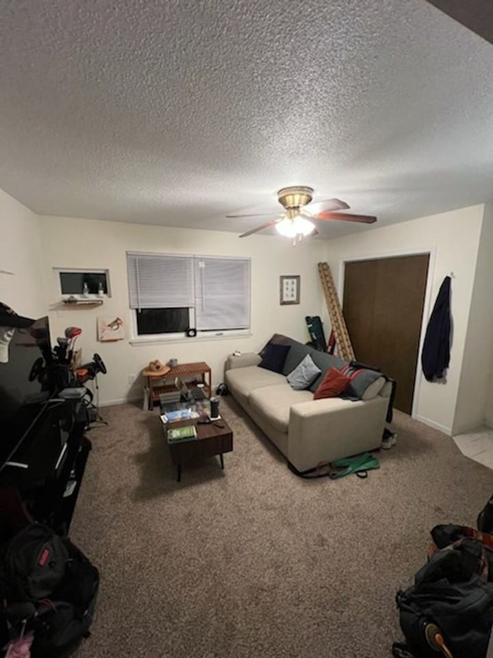 1030 Southpark Dr #7 - Photo 2 of 8