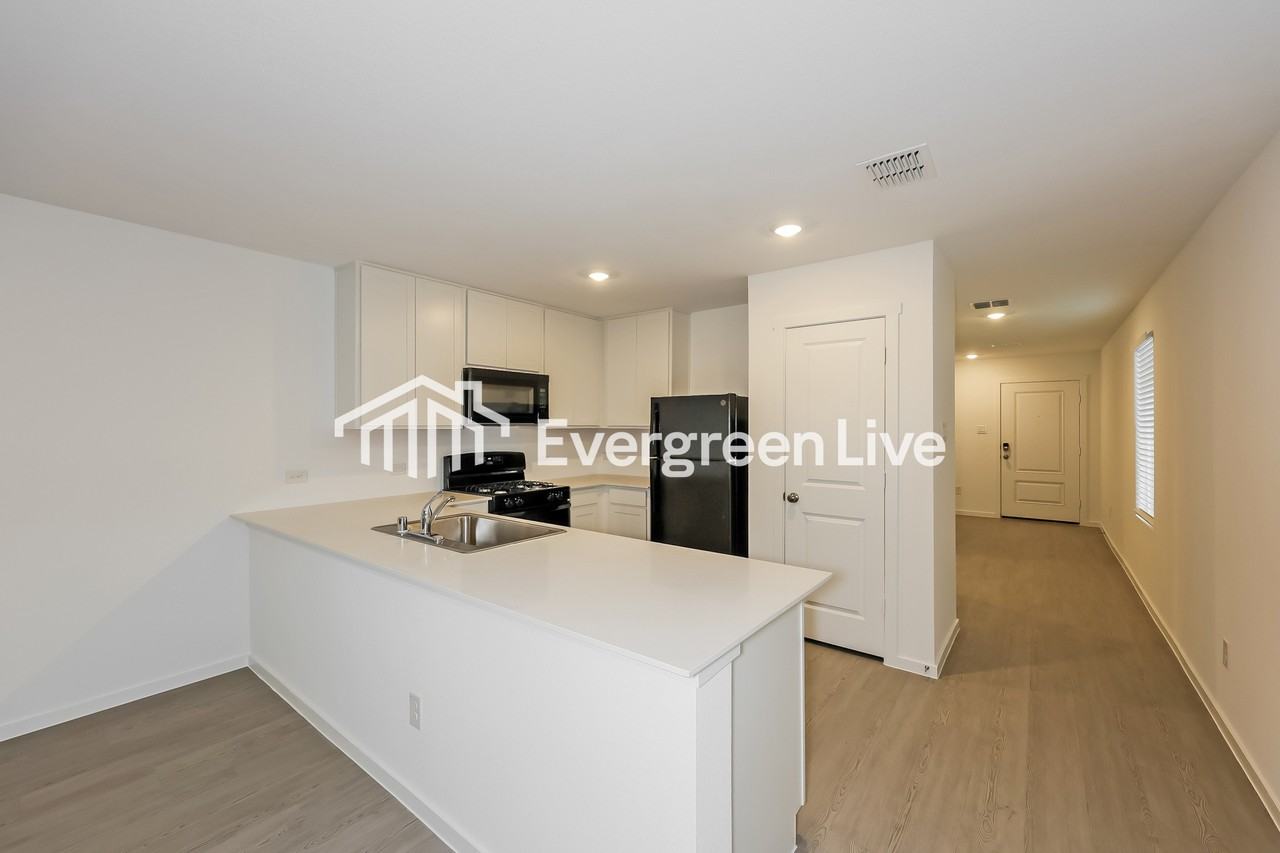 1648 Stellar Sea Ln - Photo 6 of 11