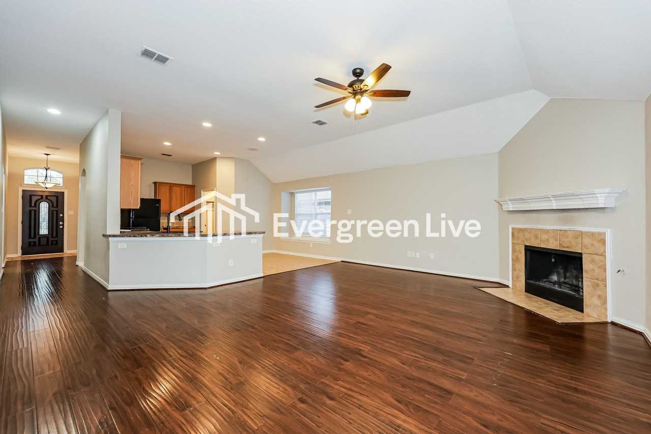 3228 Chesington Drive - Photo 4 of 16