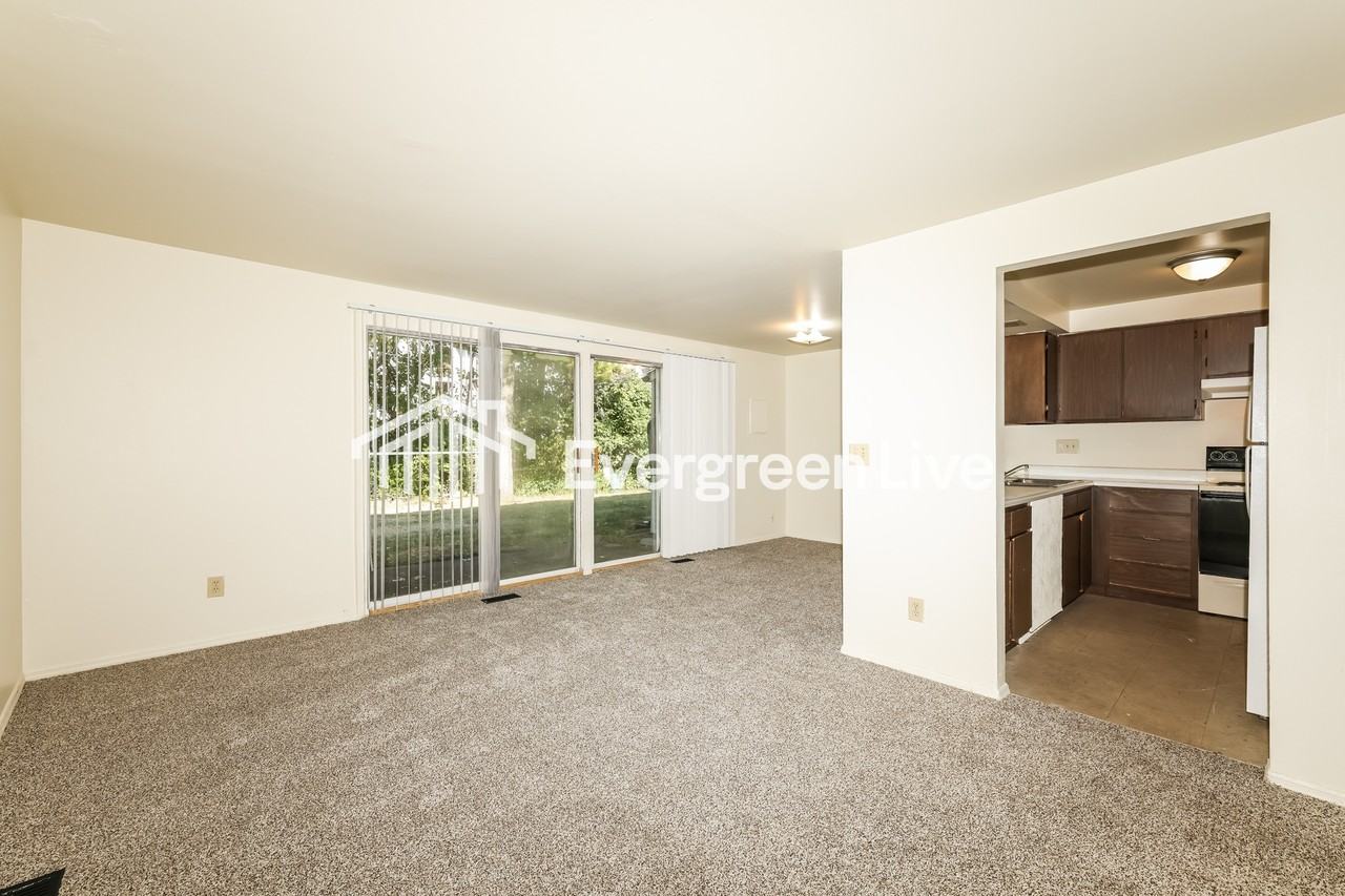 7673 Mount Hood - Photo 5 of 16