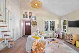 1702 Avenue C - Photo 1 of 1