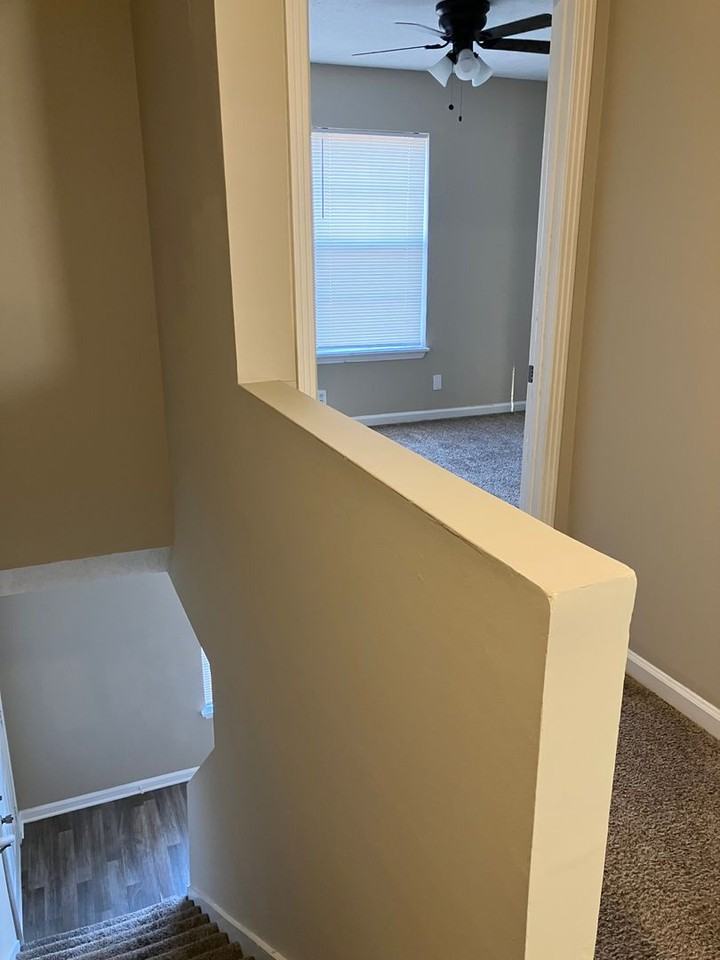 613 Castlegate Dr - Photo 7 of 17