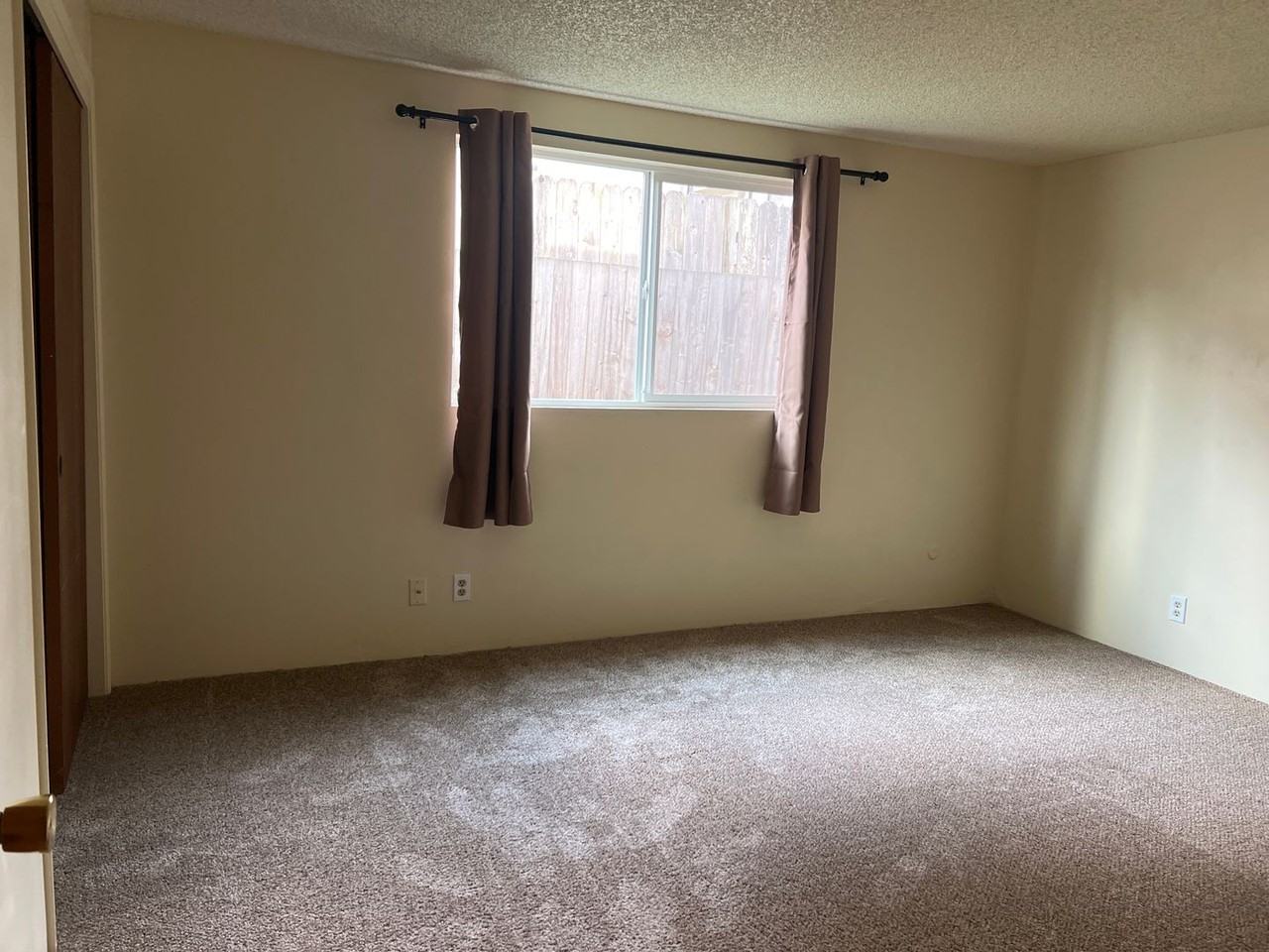 4564 Valley West Blvd - Photo 6 of 11