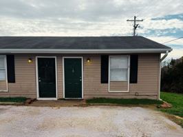 featured image of 708 W Cunningham Dr #1