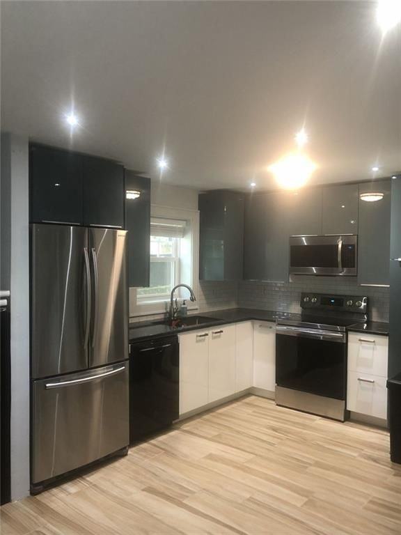 1150 Burns St Se - Photo 2 of 5