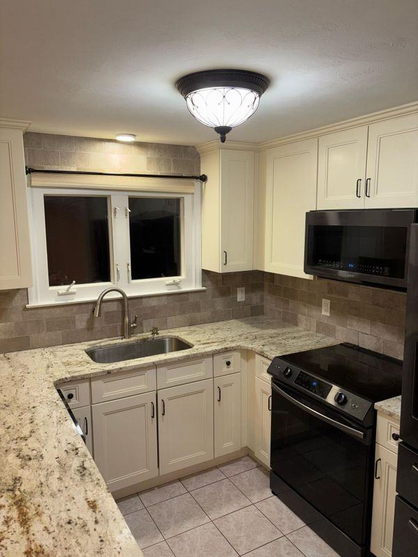 26 Charlene Dr - Photo 4 of 6