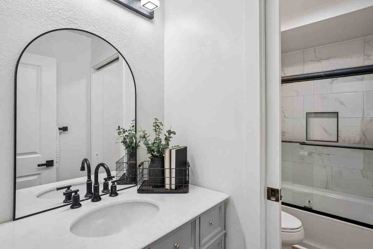 1159 Bird Ave ##2 - Photo 7 of 12